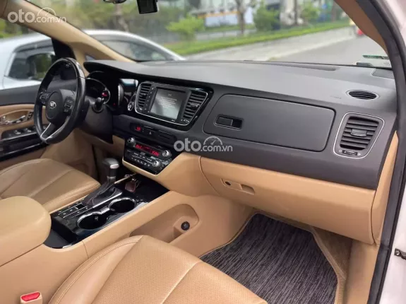 Kia Sedona 2.2 DATH 2021 - Kia Sedona 2.2 DATH 2021