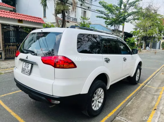 Mitsubishi Pajero Sport D 4x2 AT 2014 - Máy dầu số tự động