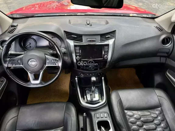 Nissan Navara NP300 VL 4x4 AT 2021 - Bán tải 2 cầu mạnh mẽ, giá cực tốt