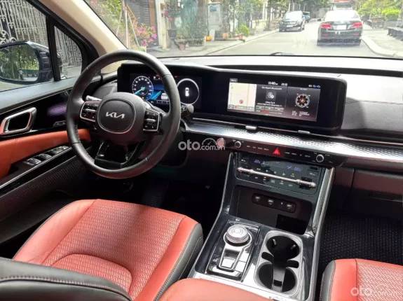 Kia Carnival 3.5G Signature 2022 - Cần bán Kia Carnival 3.5G Signature sx 2022 -Xe đẹp xuất sắc