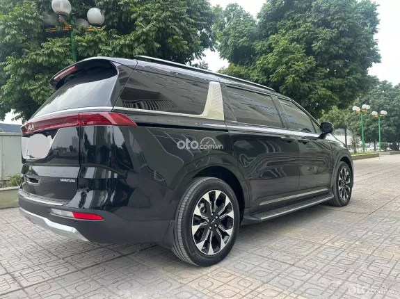 Kia Carnival 3.5G Signature 2022 - Cần bán Kia Carnival 3.5G Signature sx 2022 -Xe đẹp xuất sắc