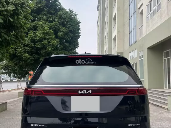 Kia Carnival 3.5G Signature 2022 - Cần bán Kia Carnival 3.5G Signature sx 2022 -Xe đẹp xuất sắc