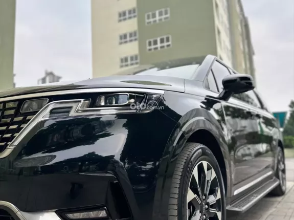 Kia Carnival 3.5G Signature 2022 - Cần bán Kia Carnival 3.5G Signature sx 2022 -Xe đẹp xuất sắc
