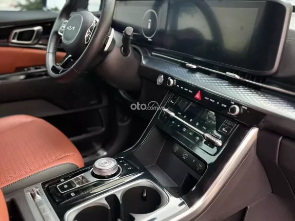 Kia Carnival 3.5G Signature 2022 - Cần bán Kia Carnival 3.5G Signature sx 2022 -Xe đẹp xuất sắc