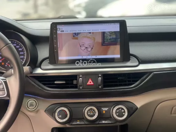 Kia Cerato 1.6 AT Deluxe 2020 - Biển Hà Nội phố