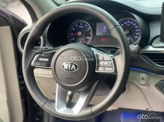 Kia Cerato 1.6 AT Deluxe 2020 - Biển Hà Nội phố