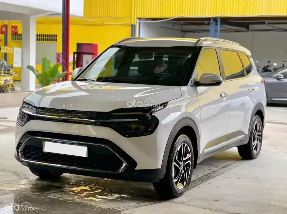 Kia Carens 1.5G Luxury 2023 - 7 chỗ bền lành