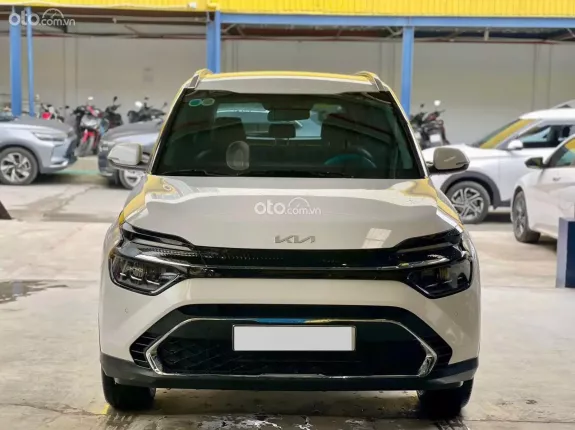 Kia Carens 1.5G Luxury 2023 - 7 chỗ bền lành