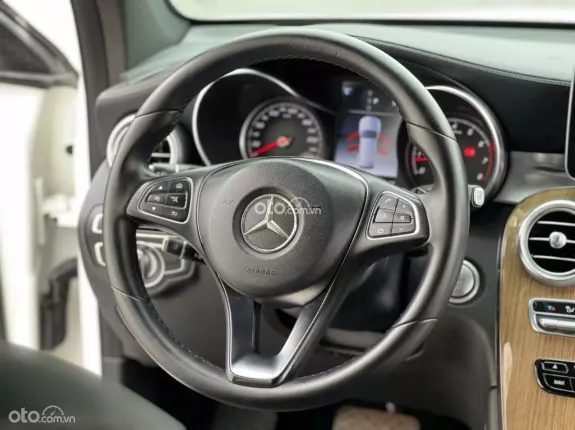 Mercedes-Benz GLC 250 4Matic 2018 - Biển Hà Nội