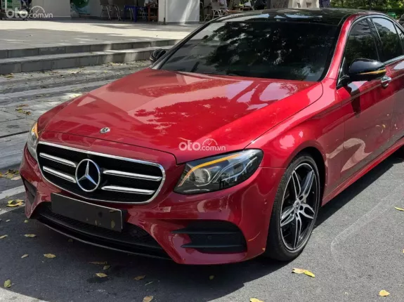 Mercedes-Benz E300 AMG 2020 - Mercedes E300 AMG 2020 lướt nhẹ cực đẹp