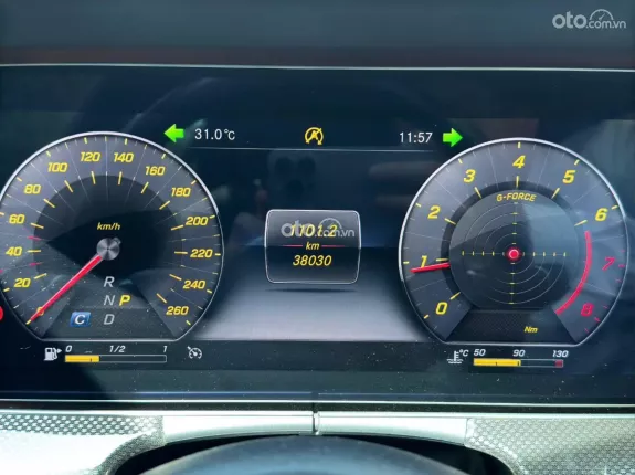 Mercedes-Benz E300 AMG 2020 - Mercedes E300 AMG 2020 lướt nhẹ cực đẹp