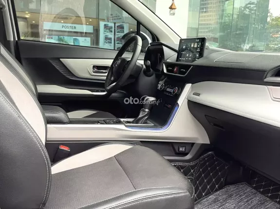 Toyota Veloz Cross CVT Top 2024 - BH chính hãng Toyota Sure