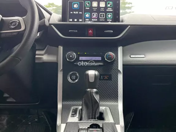 Toyota Veloz Cross CVT Top 2024 - BH chính hãng Toyota Sure