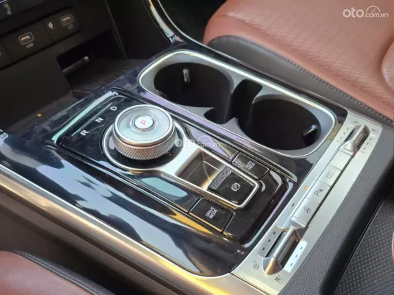 Kia Carnival 2.2D Signature 2022 - CAO CẤP NHẤT