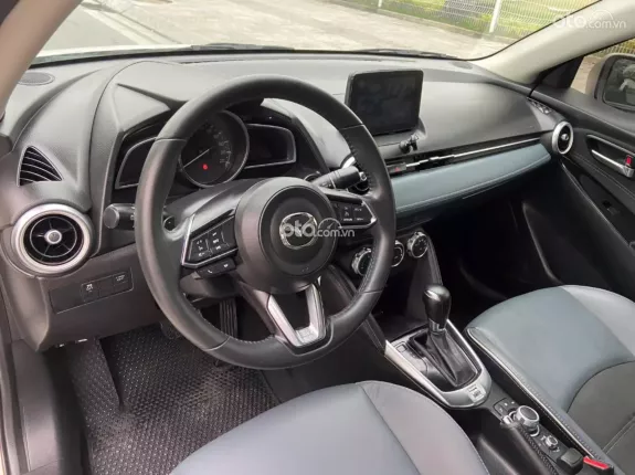 Mazda 2 Sedan 1.5L Luxury 2022 - Cực mới chạy chuẩn 30.000km full lịch sử hãng