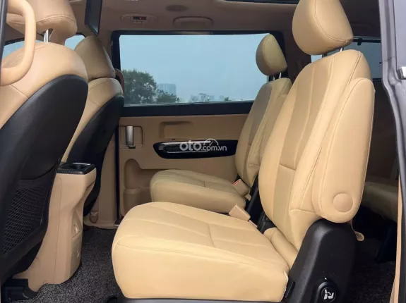 Kia Sedona 2.2 DATH 2018 - Ông vua MPV