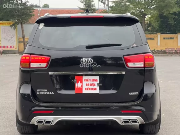 Kia Sedona 2.2 DATH 2018 - Ông vua MPV