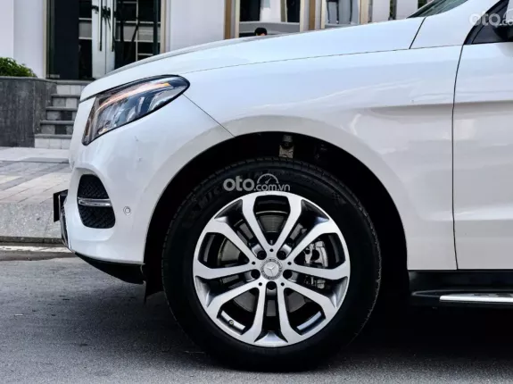 Mercedes-Benz GLE 400 2016 - Full lịch sử bảo dưỡng