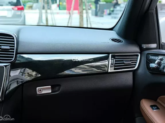 Mercedes-Benz GLE 400 2016 - Full lịch sử bảo dưỡng