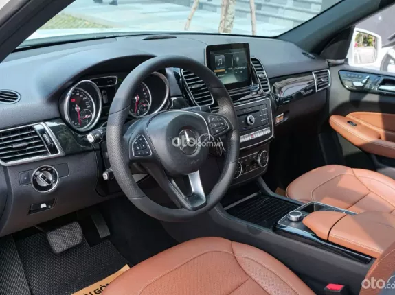 Mercedes-Benz GLE 400 2016 - Full lịch sử bảo dưỡng