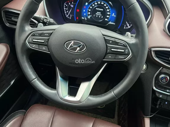 Hyundai Santa Fe 2.2 Dầu Cao cấp 2020 - Xe dầu mạnh mẽ, tiết kiệm nhiên liệu
