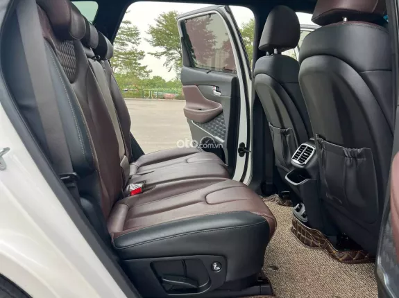 Hyundai Santa Fe 2.2 Dầu Cao cấp 2020 - Xe dầu mạnh mẽ, tiết kiệm nhiên liệu