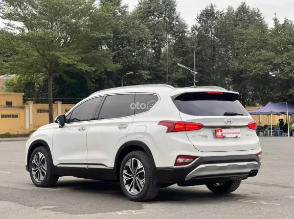 Hyundai Santa Fe 2.2 Dầu Cao cấp 2020 - Xe dầu mạnh mẽ, tiết kiệm nhiên liệu