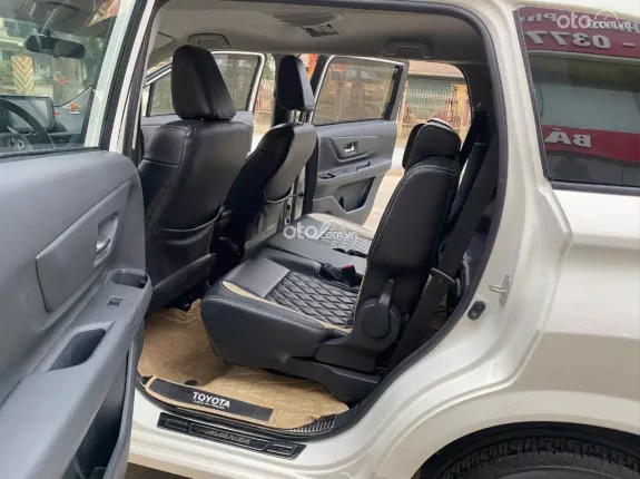 Toyota Avanza Premio 1.5 MT 2024 - MPV 7 chỗ rộng rãi, siêu lướt, chất xe cực đẹp