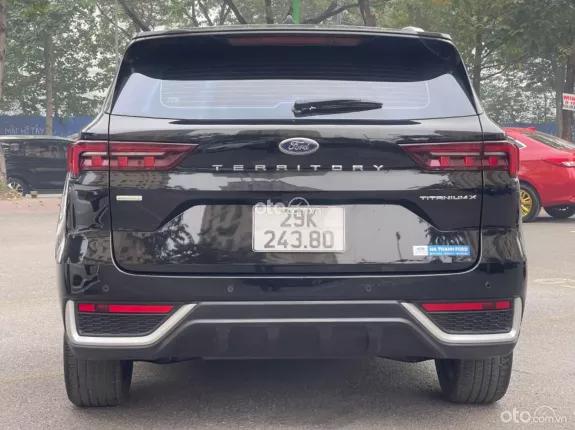 Ford Territory Titanium X 2025 - Không khác xe mới