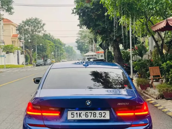 BMW 320i M Sport 2022 - Tiết kiệm ngay 500tr, bank 70%