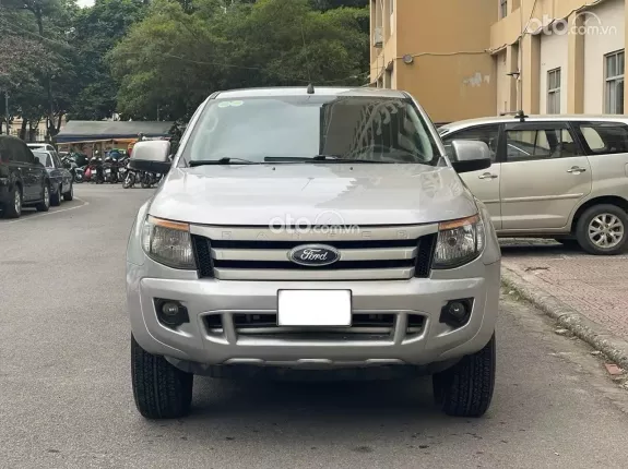 Ford Ranger XLS 2.2 4x2 AT 2014 - Ford Ranger XLS 2.2L 4x2 AT 2014