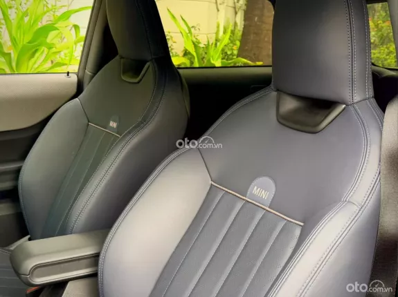 Mini Cooper S 3 cửa 2024 - Phiên bản mới công nghệ vượt trội