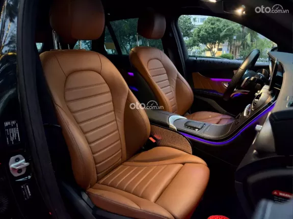 Mercedes-Benz GLC 300 4Matic 2022 - Xe lướt odo thấp, giá cực tốt