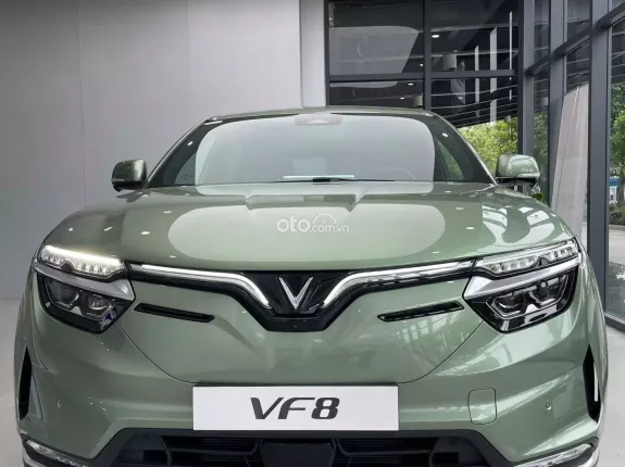 VinFast VF8 Eco 2026 - BẢN 2 CẦU - SẴN ĐỦ MÀU ĐI TẾT - GIẢM 10% + 50 TRIỆU - CỐ ĐỊNH 3% TRONG 3 NĂM