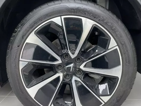 VinFast VF8 Eco 2026 - BẢN 2 CẦU - SẴN ĐỦ MÀU ĐI TẾT - GIẢM 10% + 50 TRIỆU - CỐ ĐỊNH 3% TRONG 3 NĂM