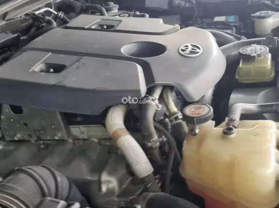 Toyota Fortuner 2.4 MT 4x2 2018 - Số sàn, máy dầu