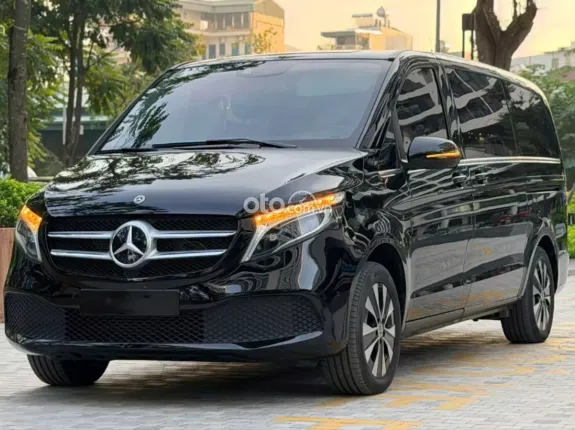Mercedes-Benz V250 Luxury 2021 - Xe 7 chỗ cao cấp đã qua sử dụng giá tốt
