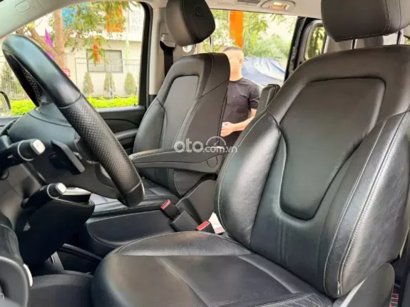 Mercedes-Benz V250 Luxury 2021 - Xe 7 chỗ cao cấp đã qua sử dụng giá tốt