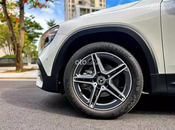 Mercedes-Benz GLB 200 AMG 2022 - Bank 70%, Xe 7 chỗ, Nhập khẩu – 1 Chủ Duy Nhất
