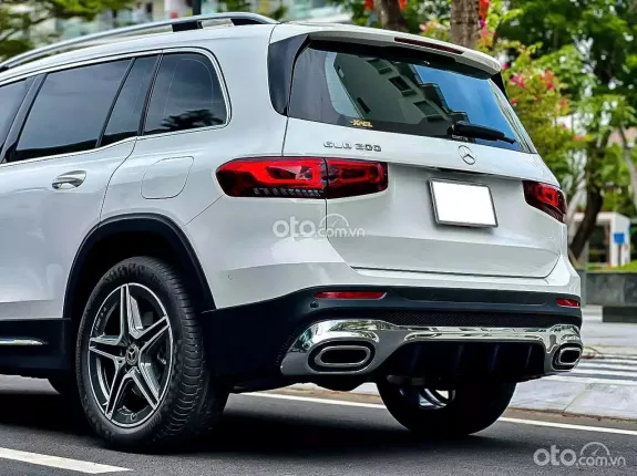 Mercedes-Benz GLB 200 AMG 2022 - Bank 70%, Xe 7 chỗ, Nhập khẩu – 1 Chủ Duy Nhất
