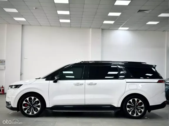 Kia Carnival 2.2D Signature 2022 - Sang trọng, tiện nghi