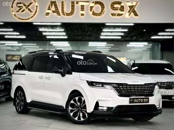 Kia Carnival 2.2D Signature 2022 - Sang trọng, tiện nghi