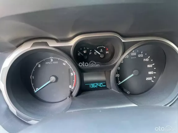 Ford Ranger XLS 2.0L 4x2 AT 2017 - Giá tốt