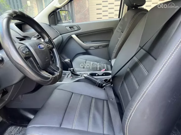 Ford Ranger XLS 2.0L 4x2 AT 2017 - Giá tốt