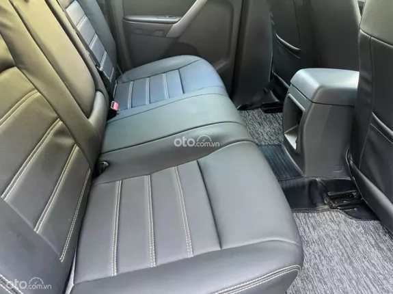 Ford Ranger XLS 2.0L 4x2 AT 2017 - Giá tốt