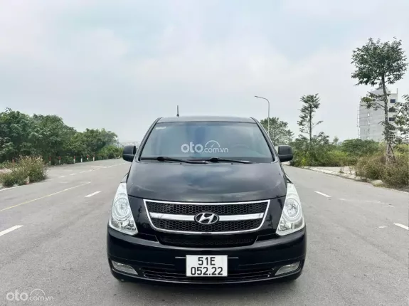 Hyundai Grand Starex 2.5 MT 2008 - Bán Huyndai Starex chở tiền 5 chỗ, đời 2008, xe ko niên hạn, máy dầu