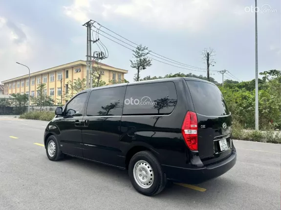 Hyundai Grand Starex 2.5 MT 2008 - Bán Huyndai Starex chở tiền 5 chỗ, đời 2008, xe ko niên hạn, máy dầu