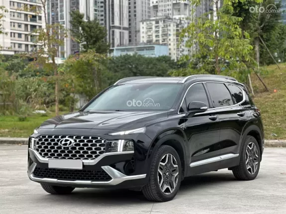 Hyundai Santa Fe 2.2 Dầu Cao cấp 2022 - Odo 7v km zin full lịch sử hãng - lốp theo xe cả dàn