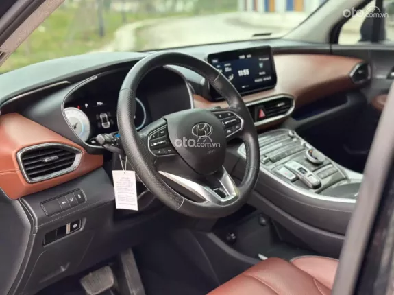 Hyundai Santa Fe 2.2 Dầu Cao cấp 2022 - Odo 7v km zin full lịch sử hãng - lốp theo xe cả dàn