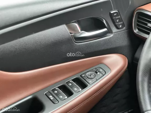 Hyundai Santa Fe 2.2 Dầu Cao cấp 2022 - Odo 7v km zin full lịch sử hãng - lốp theo xe cả dàn